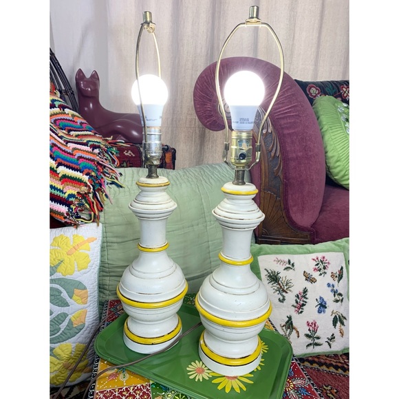 70s Yellow Chalkware Lamp Set
